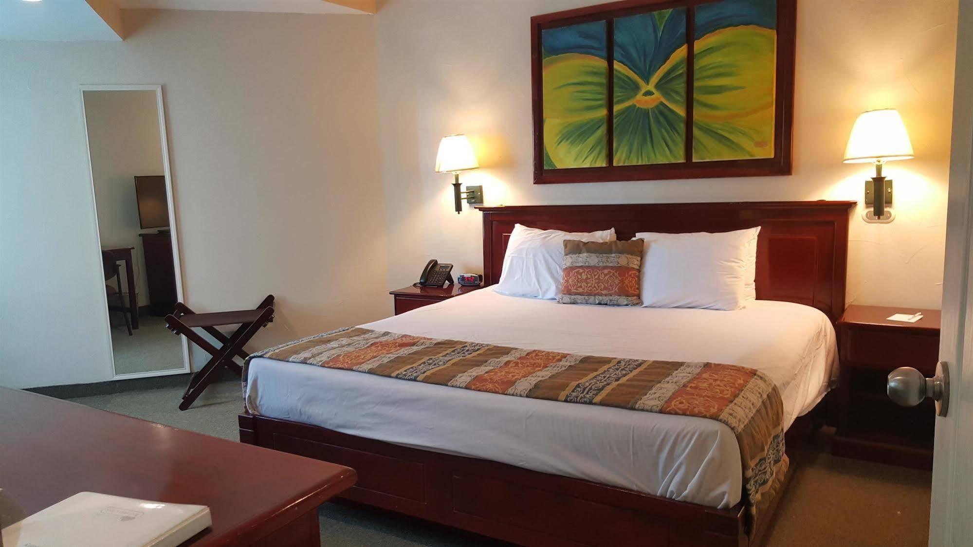 Best Western Bazarell Inn Montemorelos Eksteriør bilde