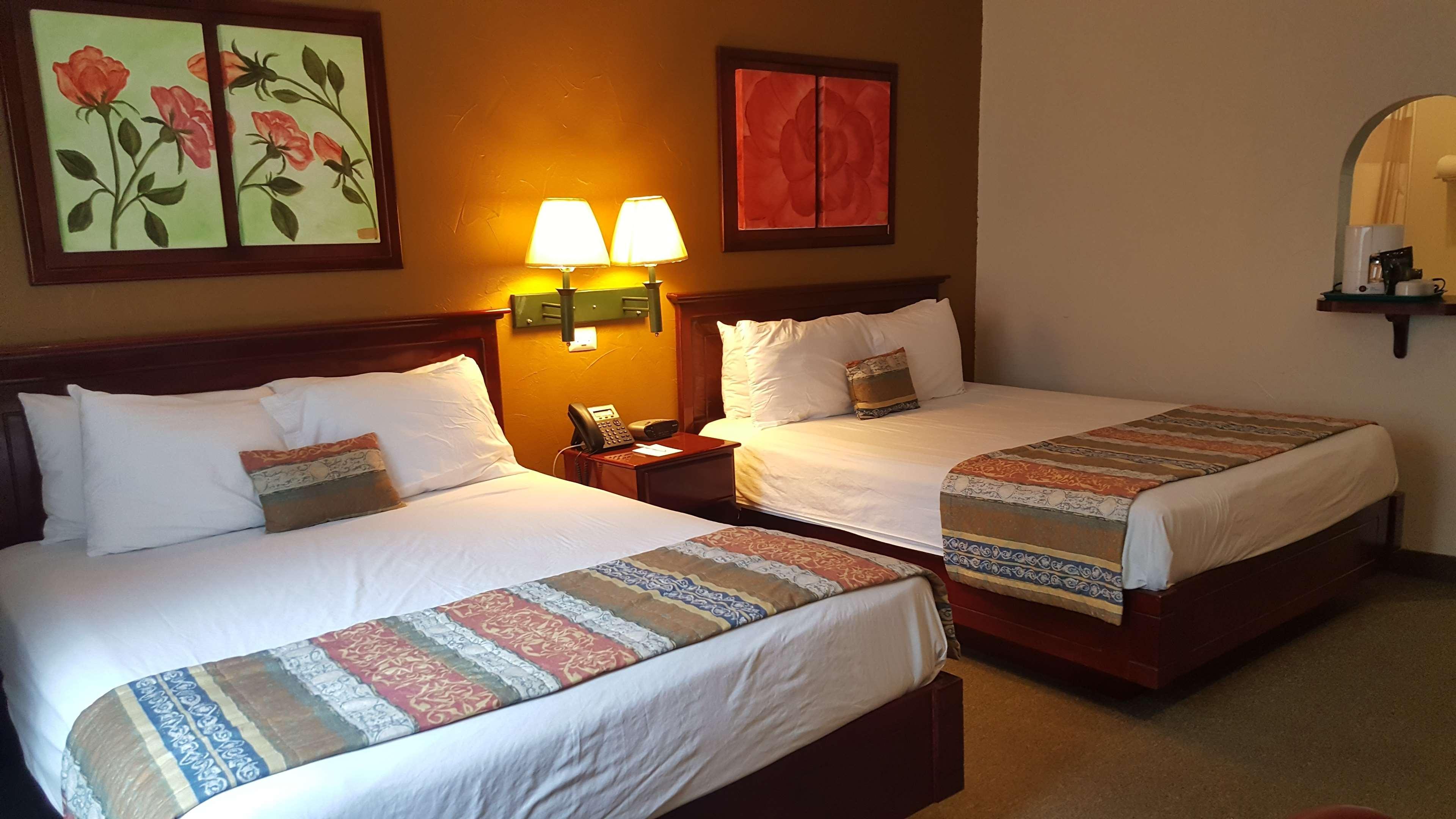 Best Western Bazarell Inn Montemorelos Eksteriør bilde