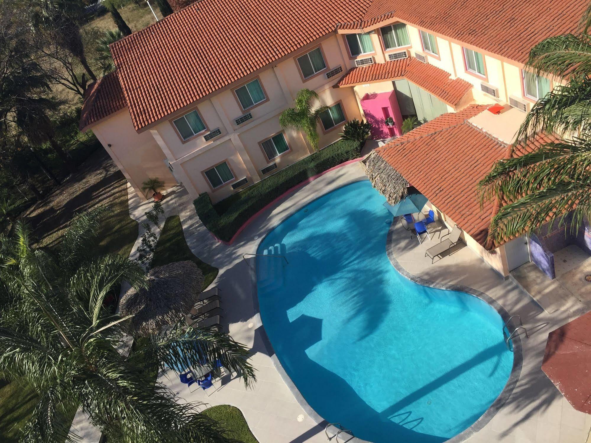 Best Western Bazarell Inn Montemorelos Eksteriør bilde